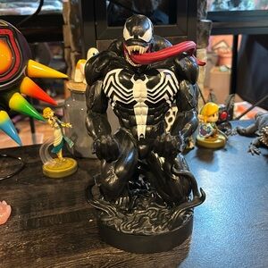 6/$35 Venom Phone Holder Stand